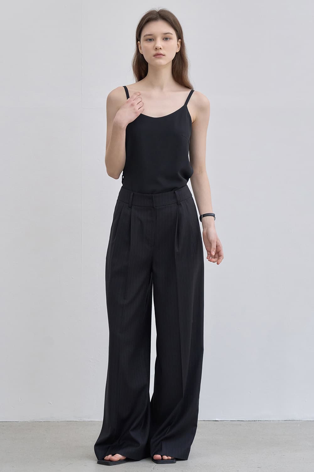 Two-tuck wide pant BK/ST [N6SPT04]