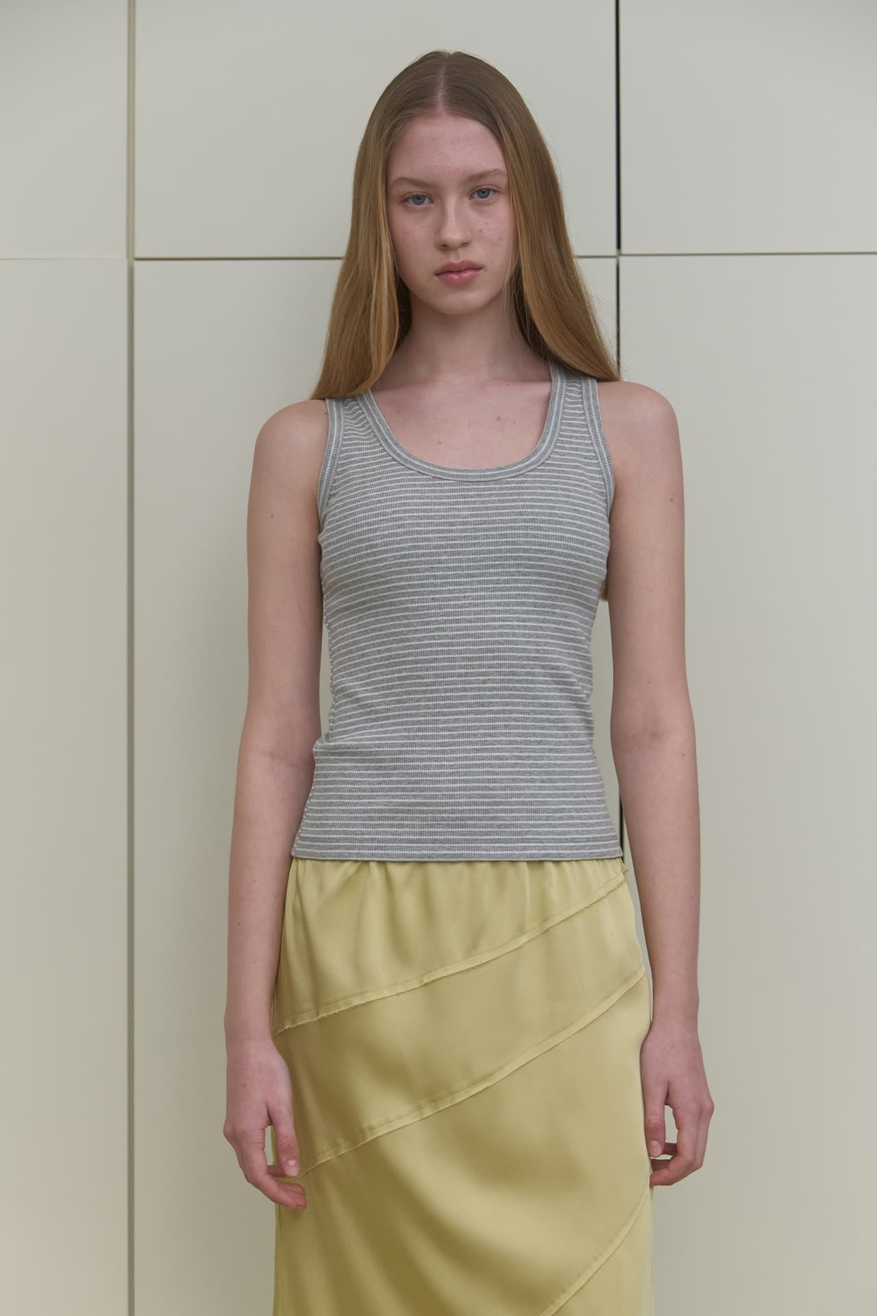 STRIPE SLEEVELESS TOP_GREY/WHITE
