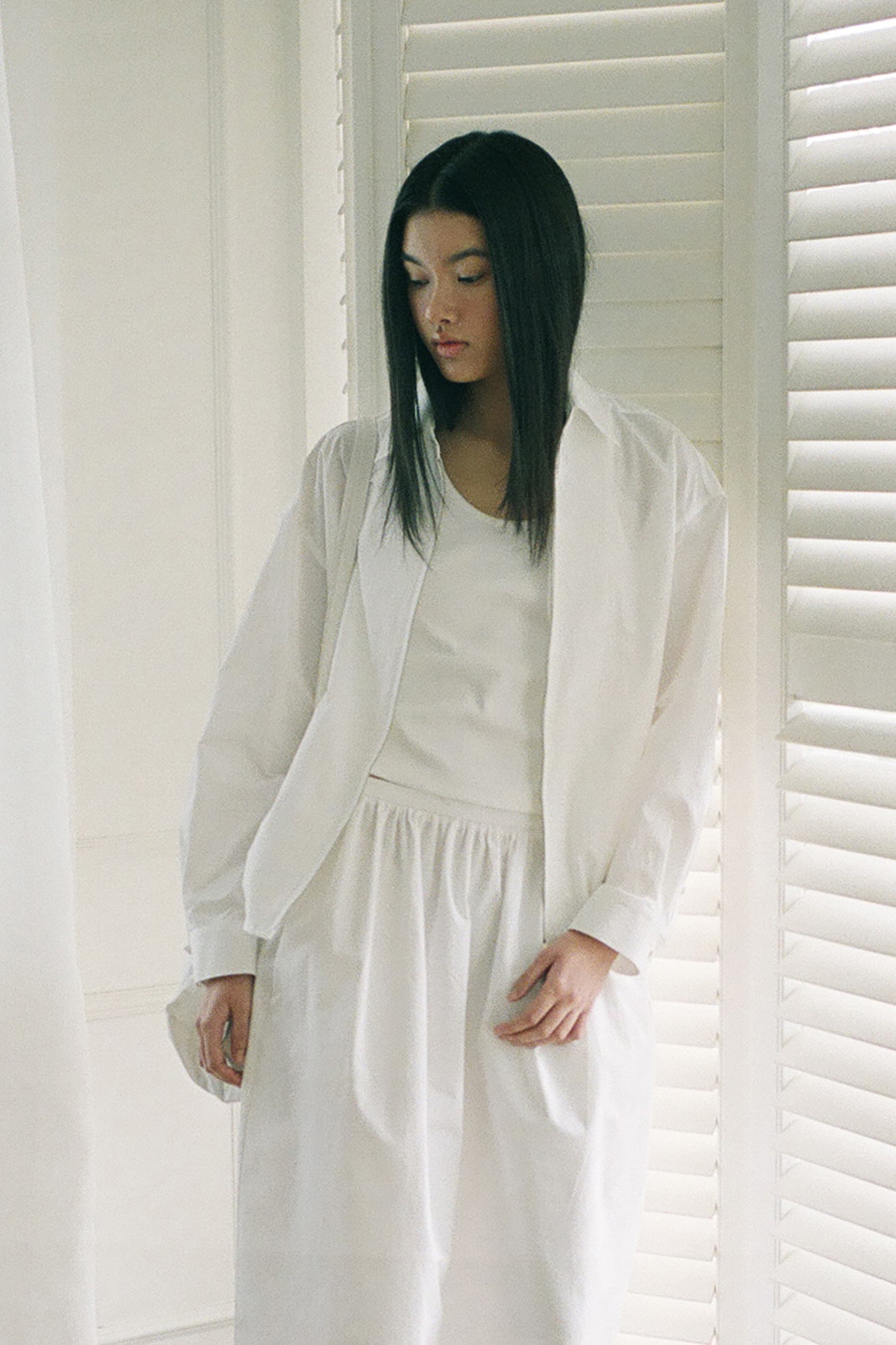 2-Way Minimal Shirt Jacket (White)