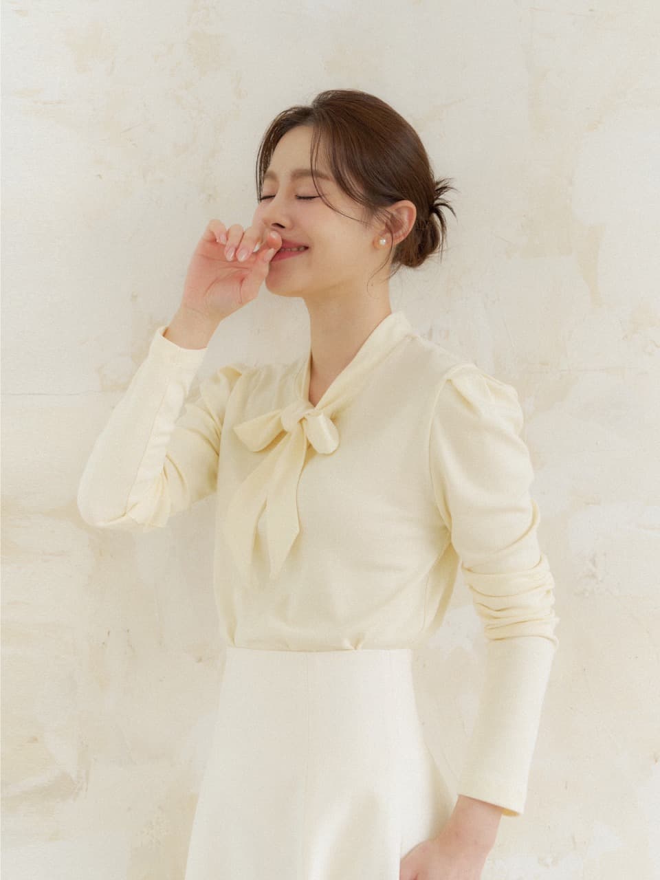 Ribbon-tie T-shirts/ Lemon Cream