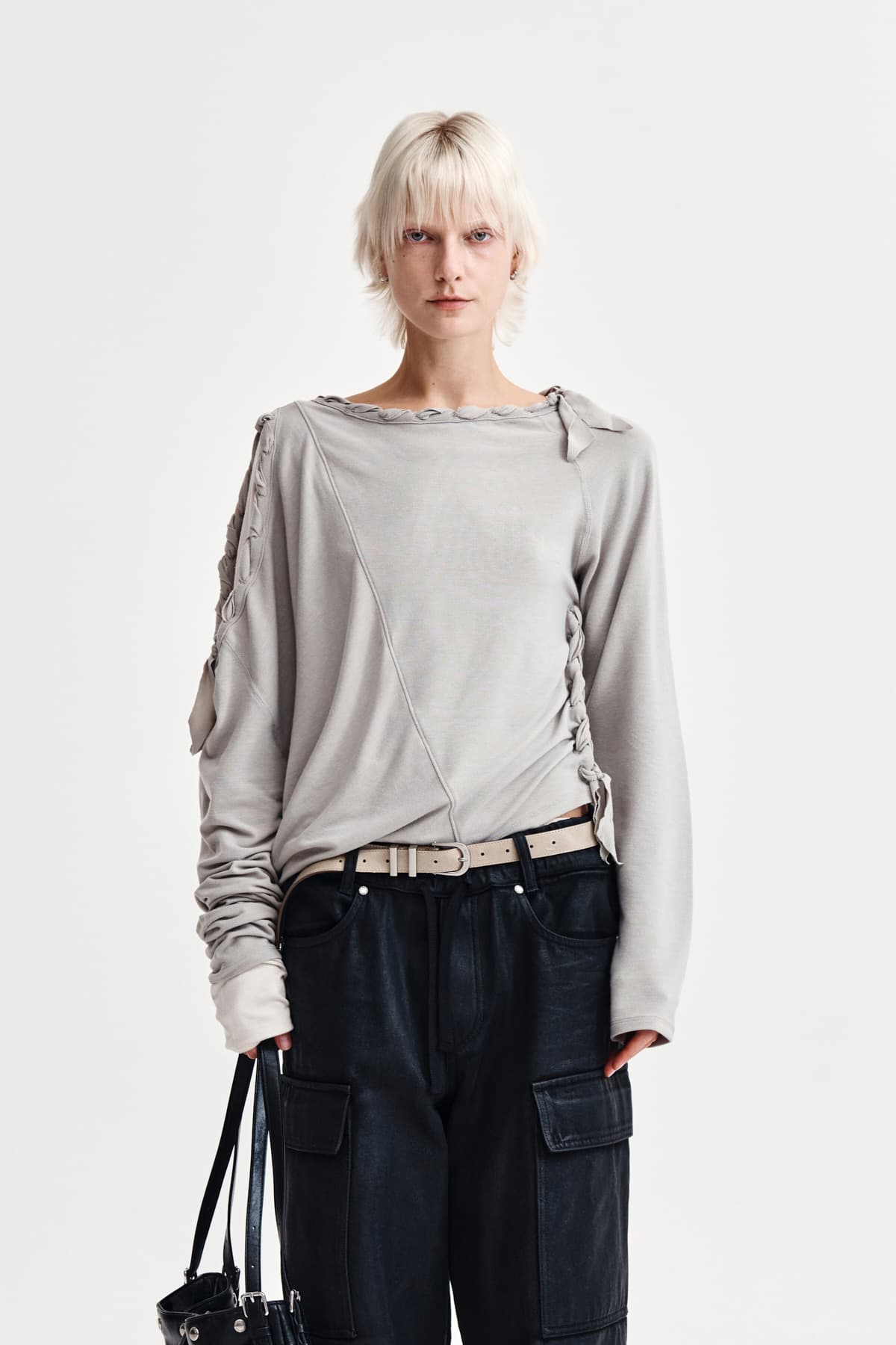 WEAVING LONG SLEEVE TOP IN LIGHT GREY