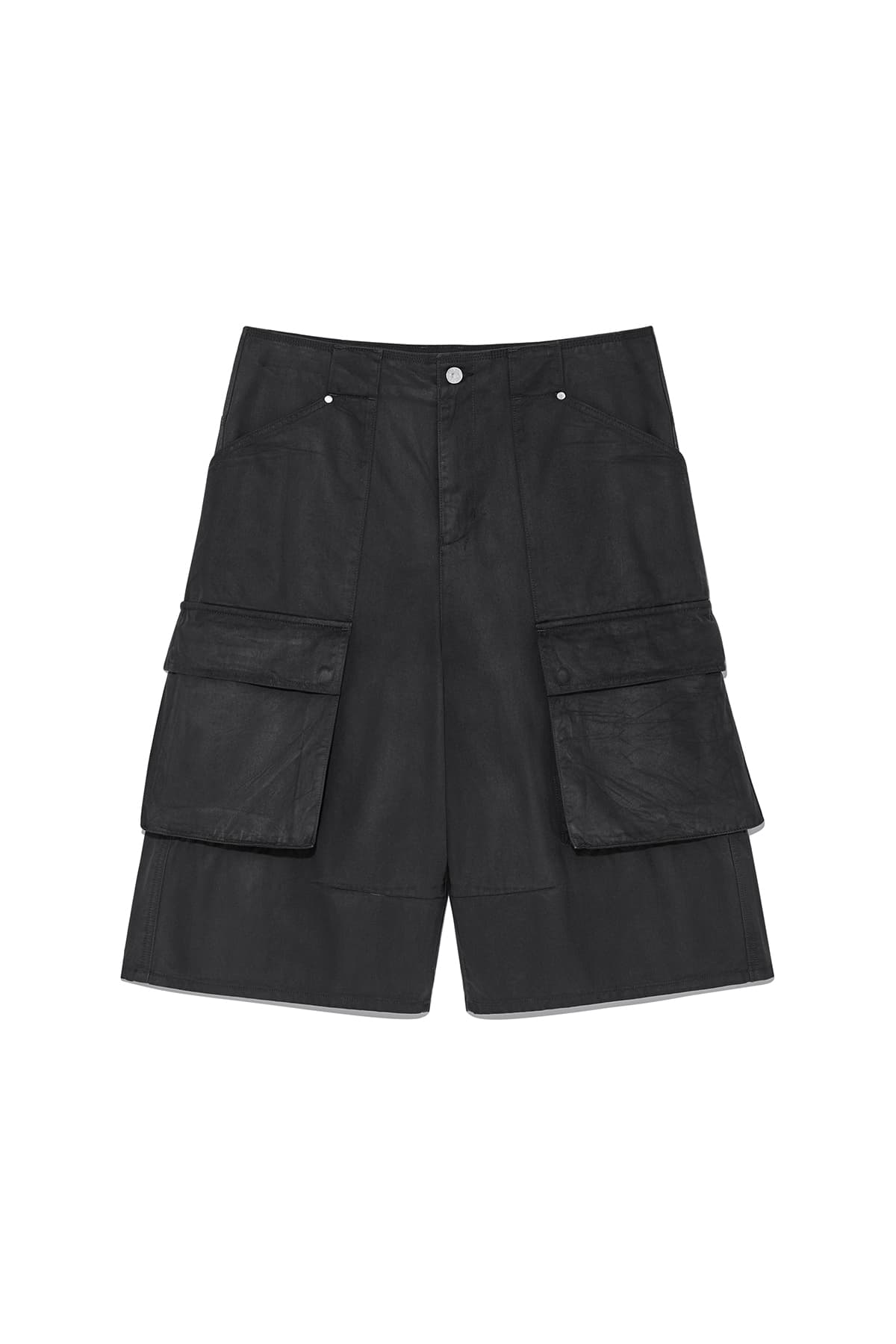 COATED COTTON BERMUDA PANTS FOR MEN IN CHARCOAL