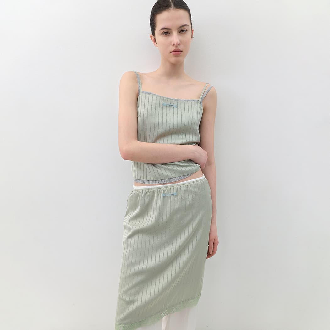 (BL-4425)AN SATIN SET-UP STRIPED TOP S