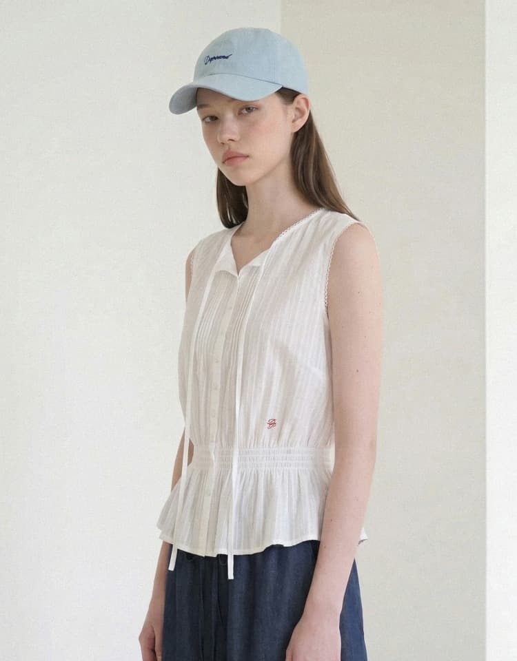 lace trim sleeveless blouse - white