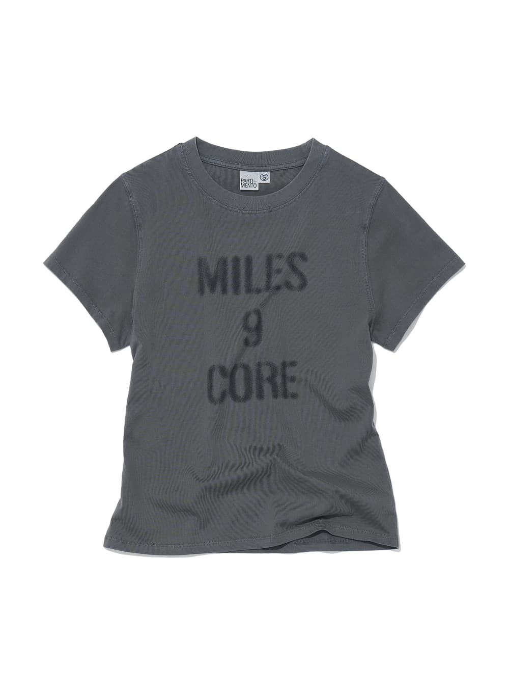 MILES 9 CORE RELAXED TEE_CHARCOAL