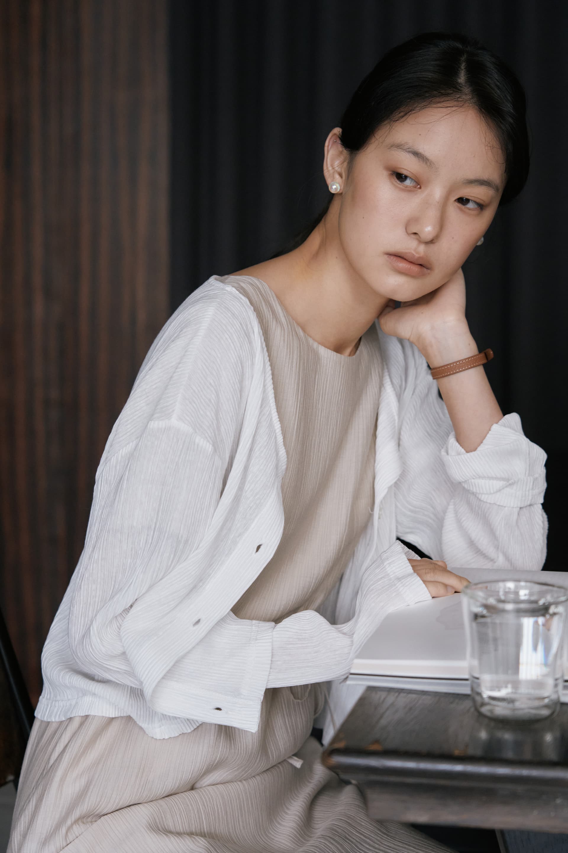 레나 플리츠 가디건