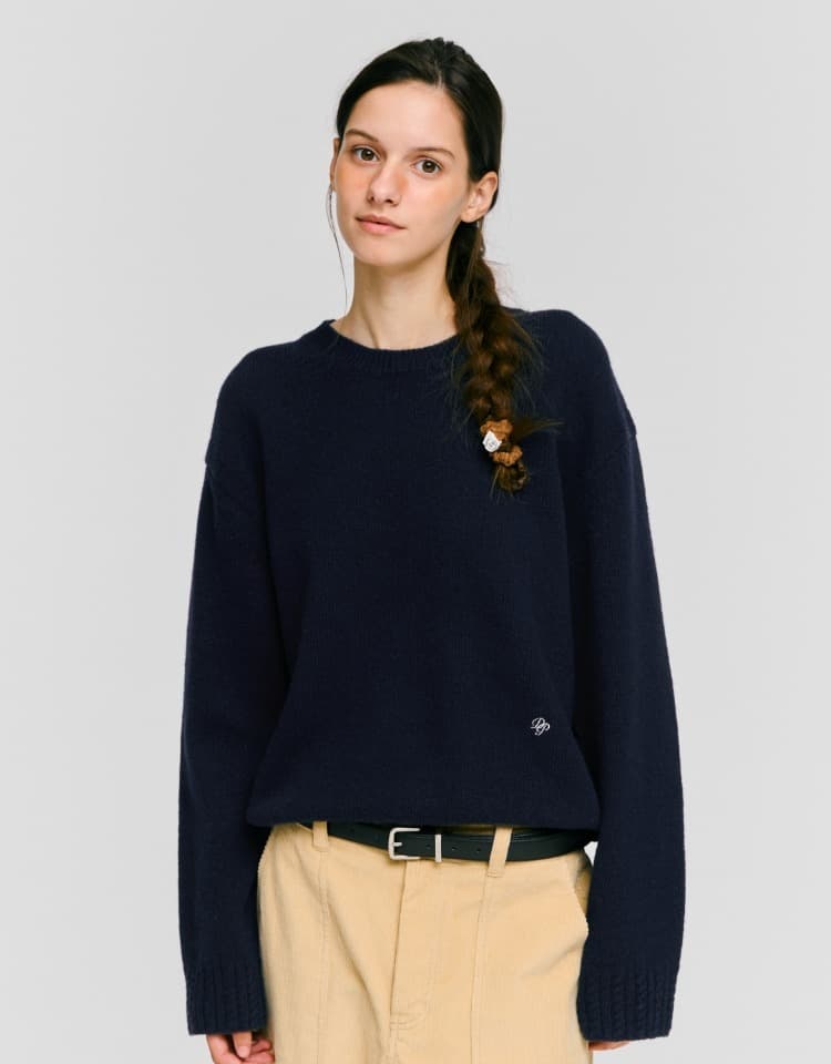 wool blended round pullover - navy