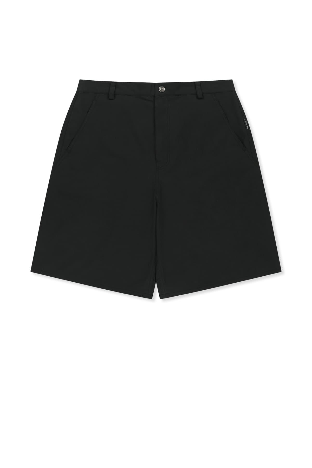 CURVED SEAM BERMUDA PANTS FOR MEN IN BLACK