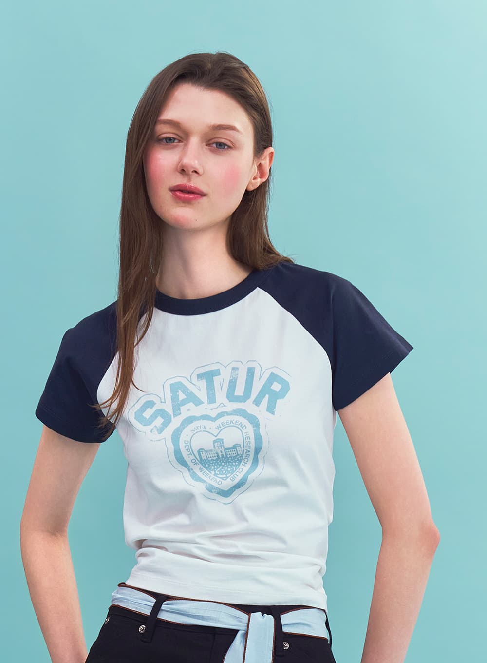 (W) Heart Graphic Raglan T-Shirt - White