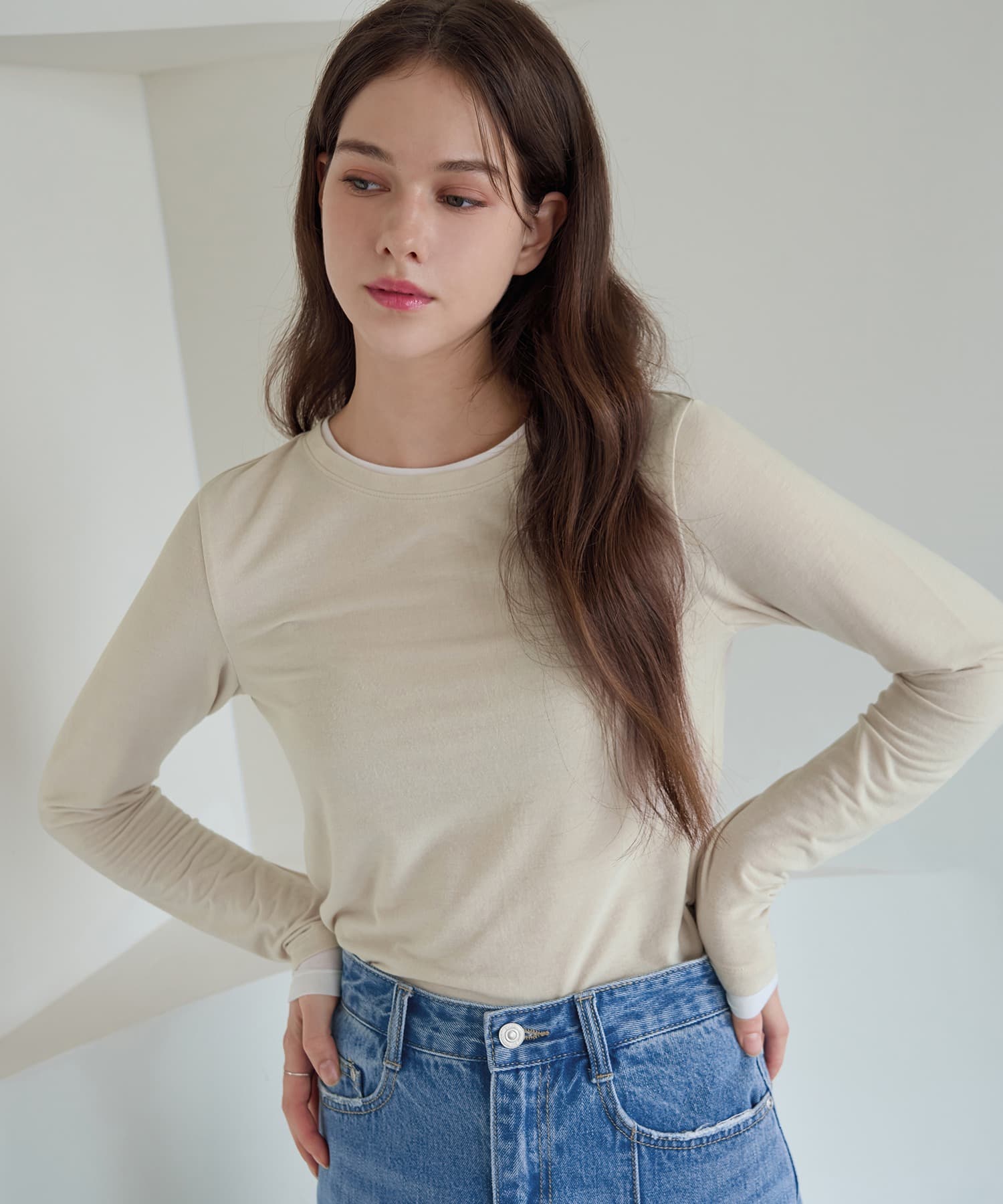 내추럴 레이어드 롱 슬리브 티셔츠 [BEIGE]