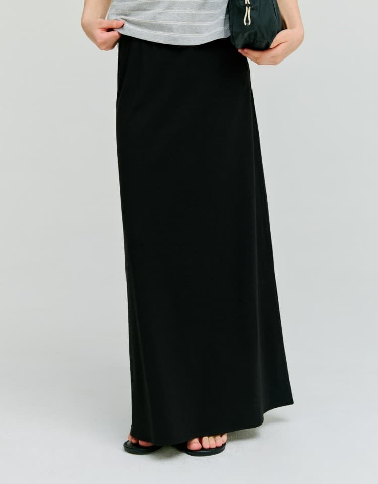 soft jersey maxi skirt - black