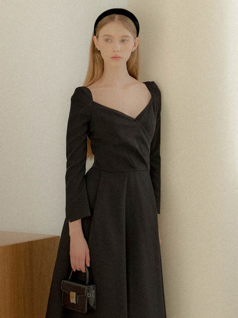 Wrap Double-Tucked Flare Dress / Black(3color)