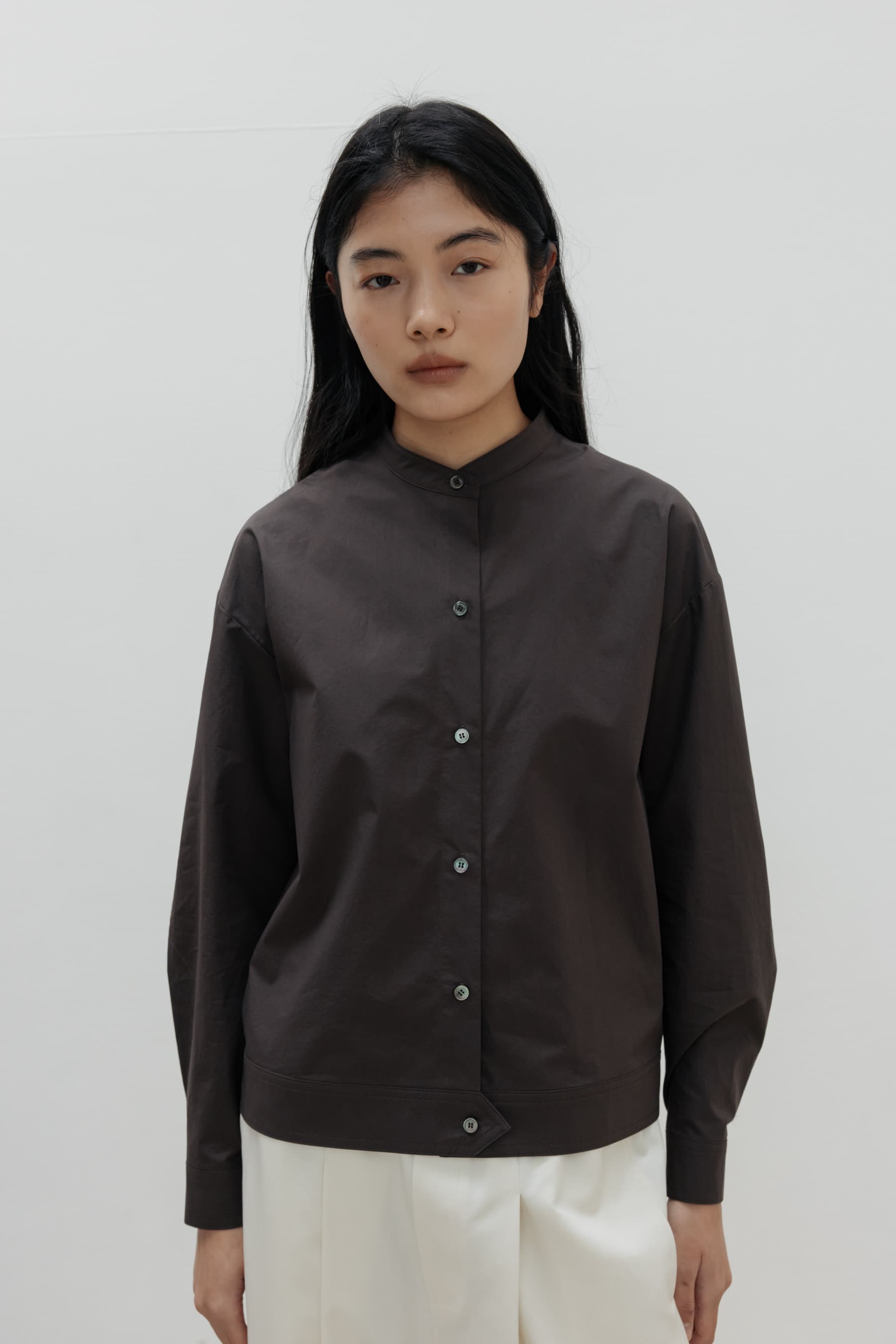 Cropped Henley Shirt (Brown)
