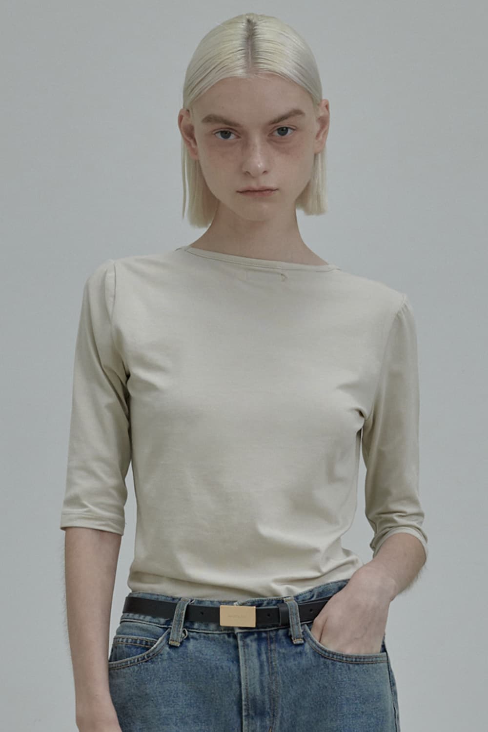 Scoop Neck T-Shirt - Beige