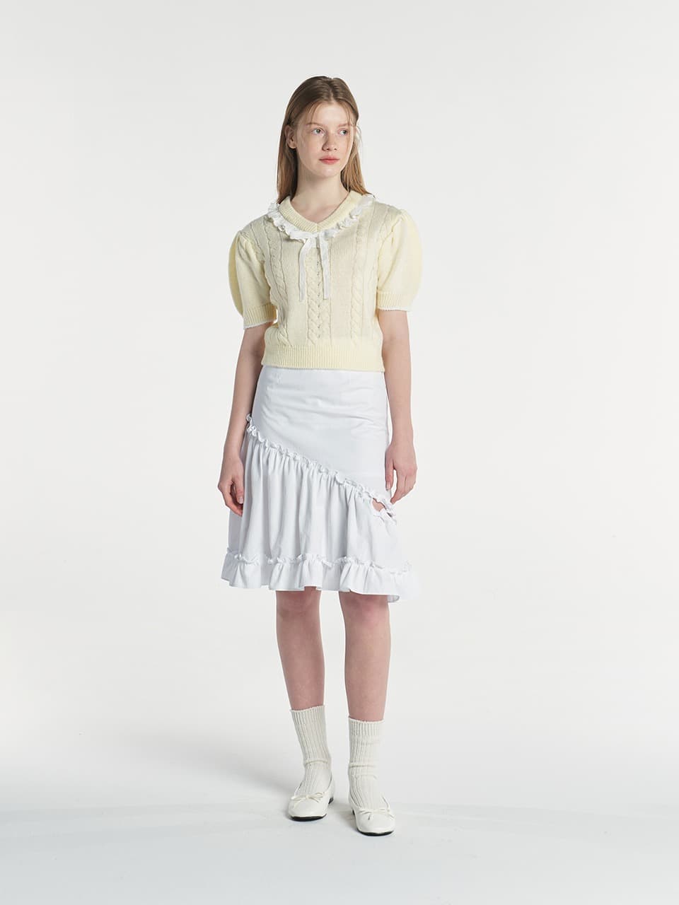CUT OUT FRILL SKIRT (WHITE)