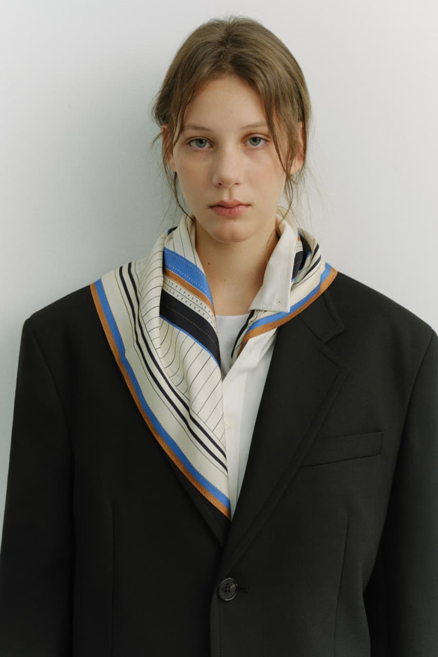 LINEAR FRAME SCARF CREAM NAVY_UDMU6E101MU