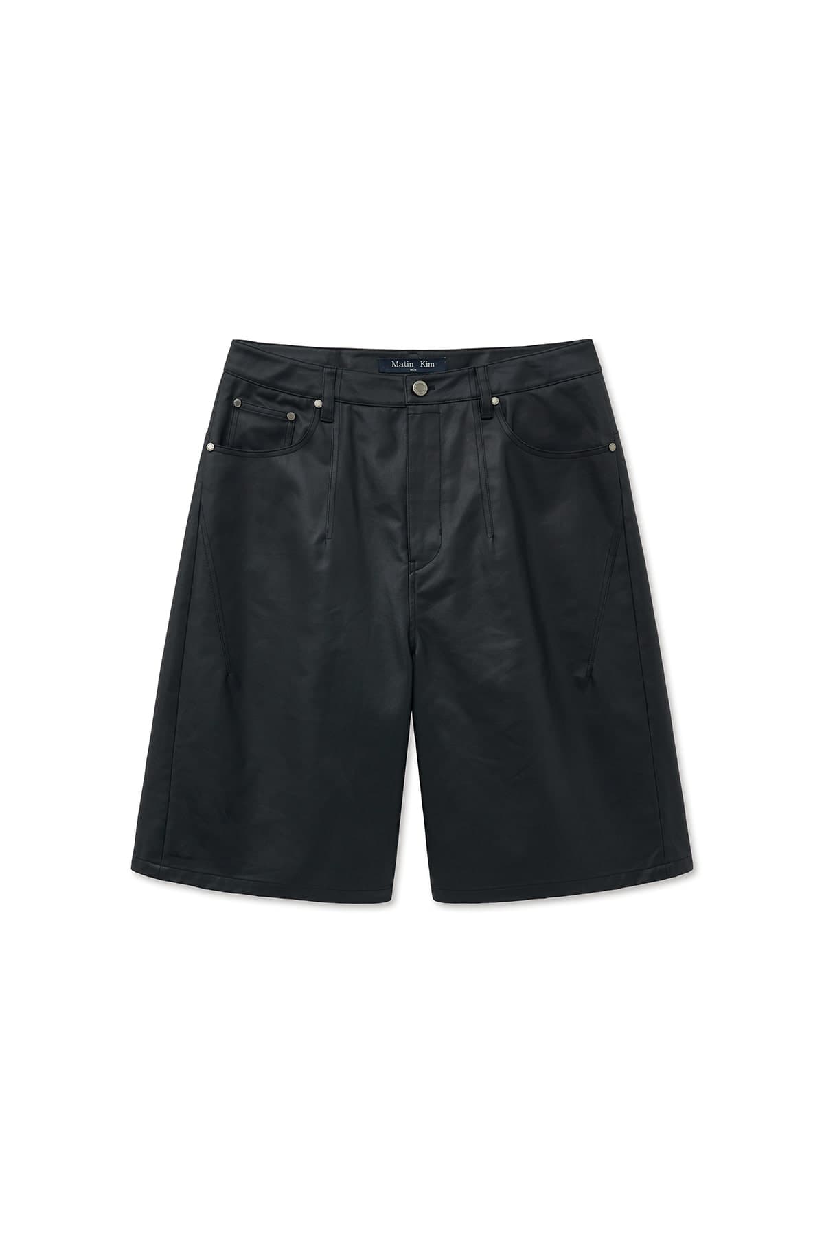 MATT COATING BERMUDA PANTS FOR MEN IN BLACK