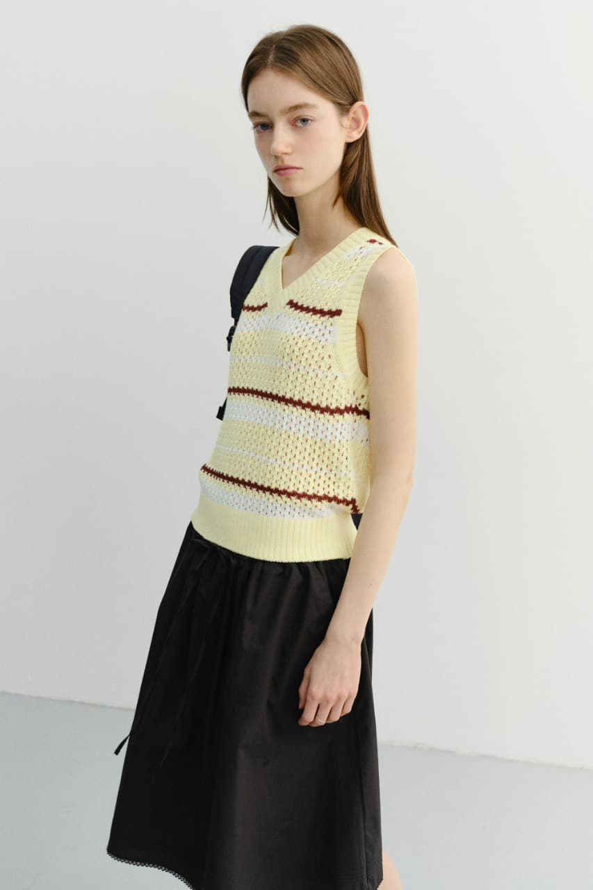 UNISEX CHUNKY STRIPED KNIT VEST BUTTER_UDSW6B130Y1