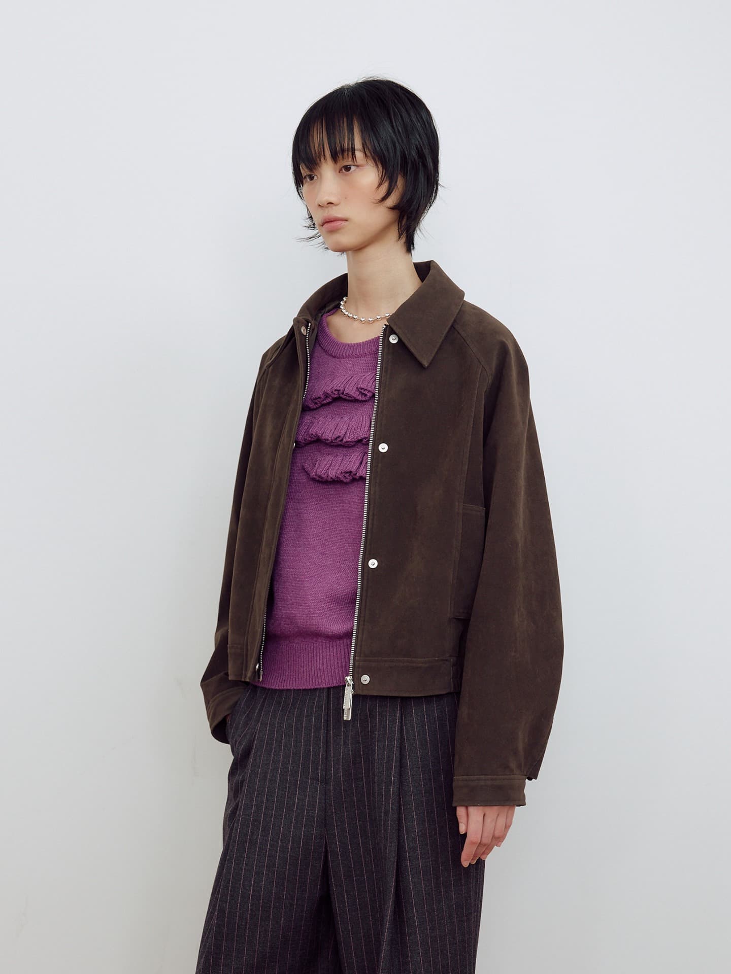 SUEDE PLEATS BOMBER JACKET_DARK BROWN