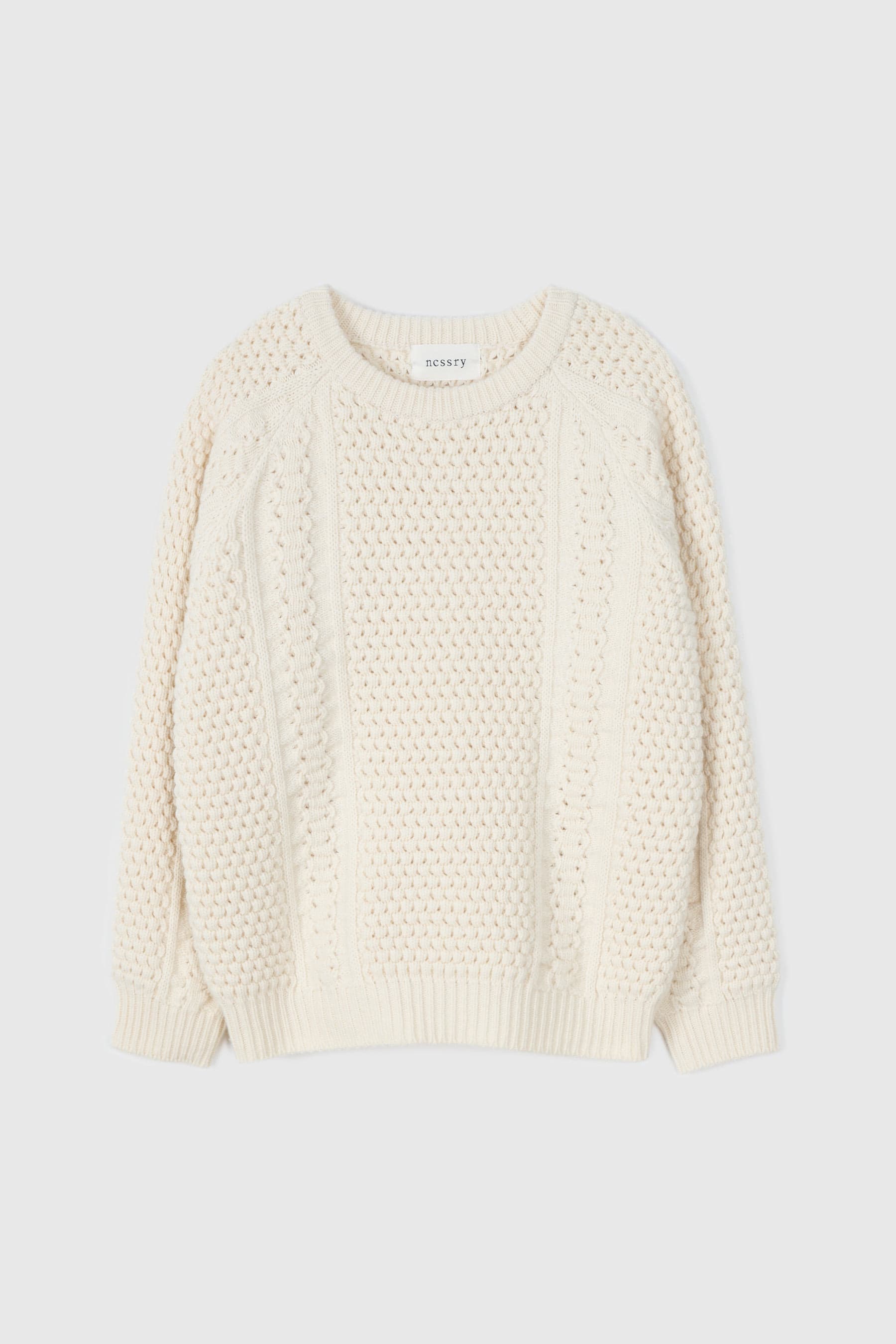 Wool Tuckfield Cable Knit Pullover (Oatmeal)