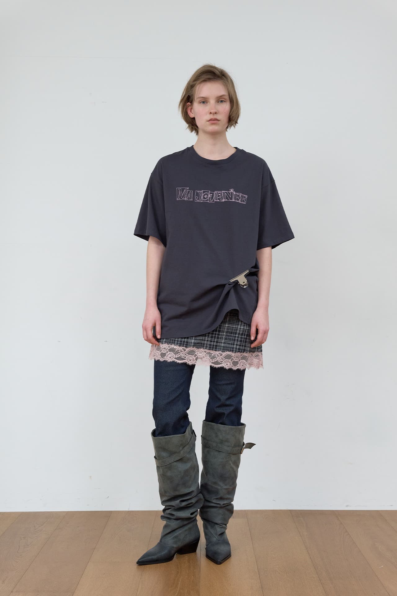 M SIMBOL GRAPHIC T-SHIRT_CHARCOAL