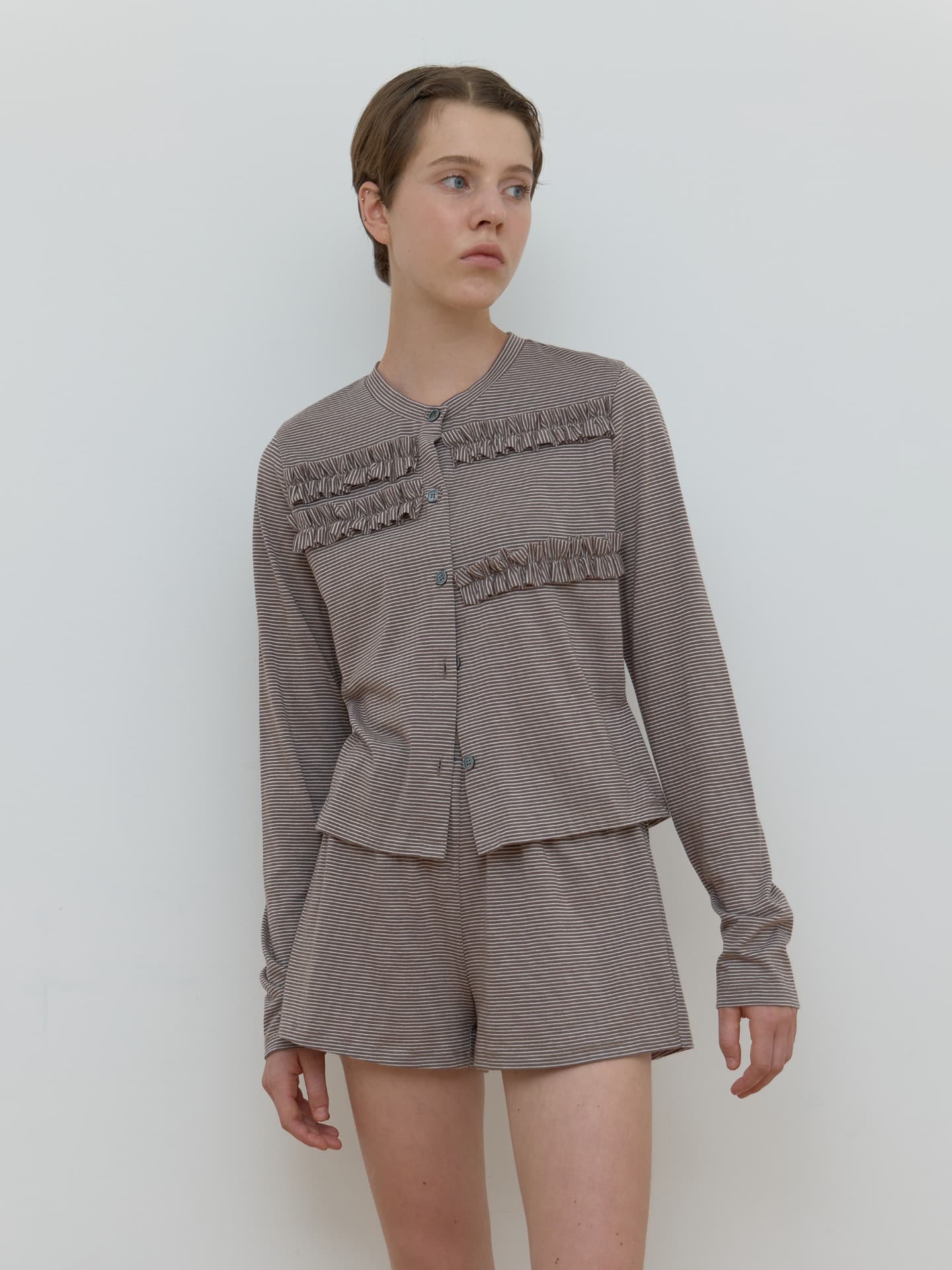 STRIPE FRILL CARDIGAN_BROWN