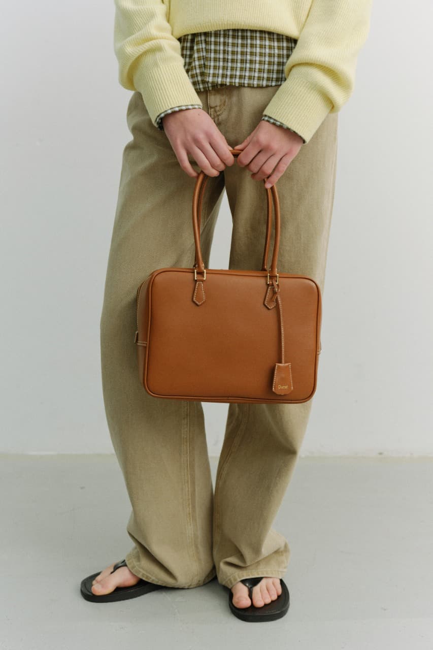 CLASSIC 28 LEATHER BAG TAN_UDBA6E201CM