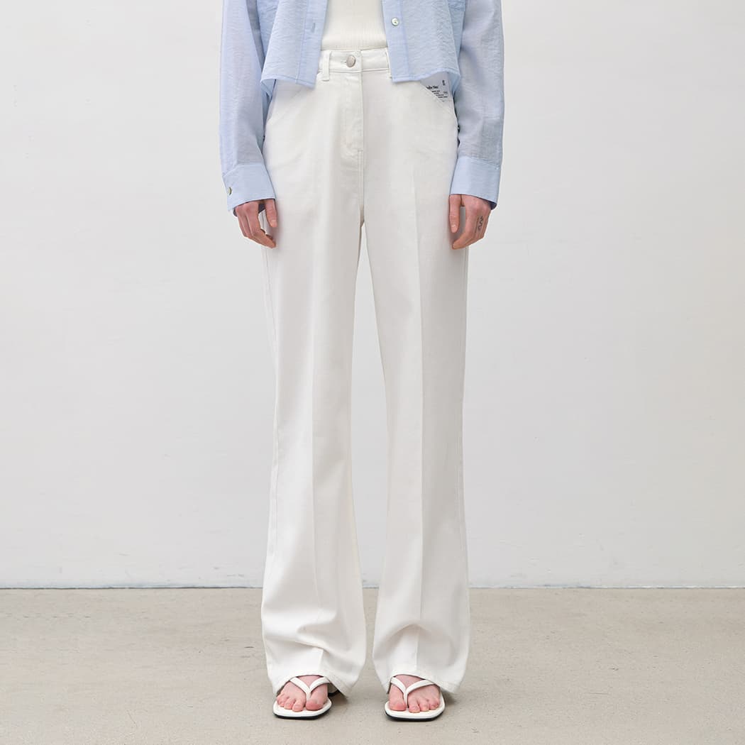 (Z-PT-5678)ESSENTIAL REX SLIM FIT DENIM PANTS