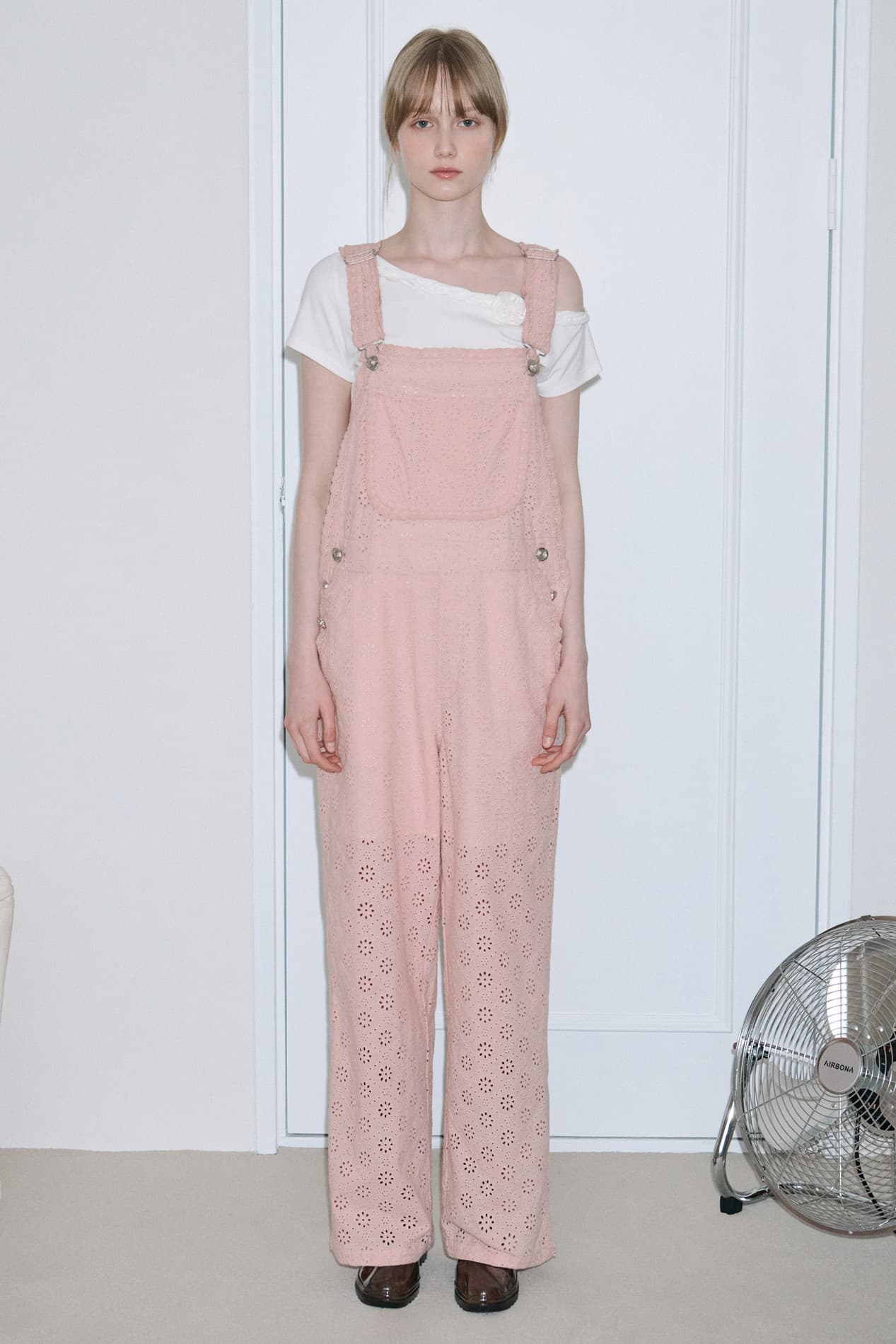 Punching Lace Overall (Light Pink)