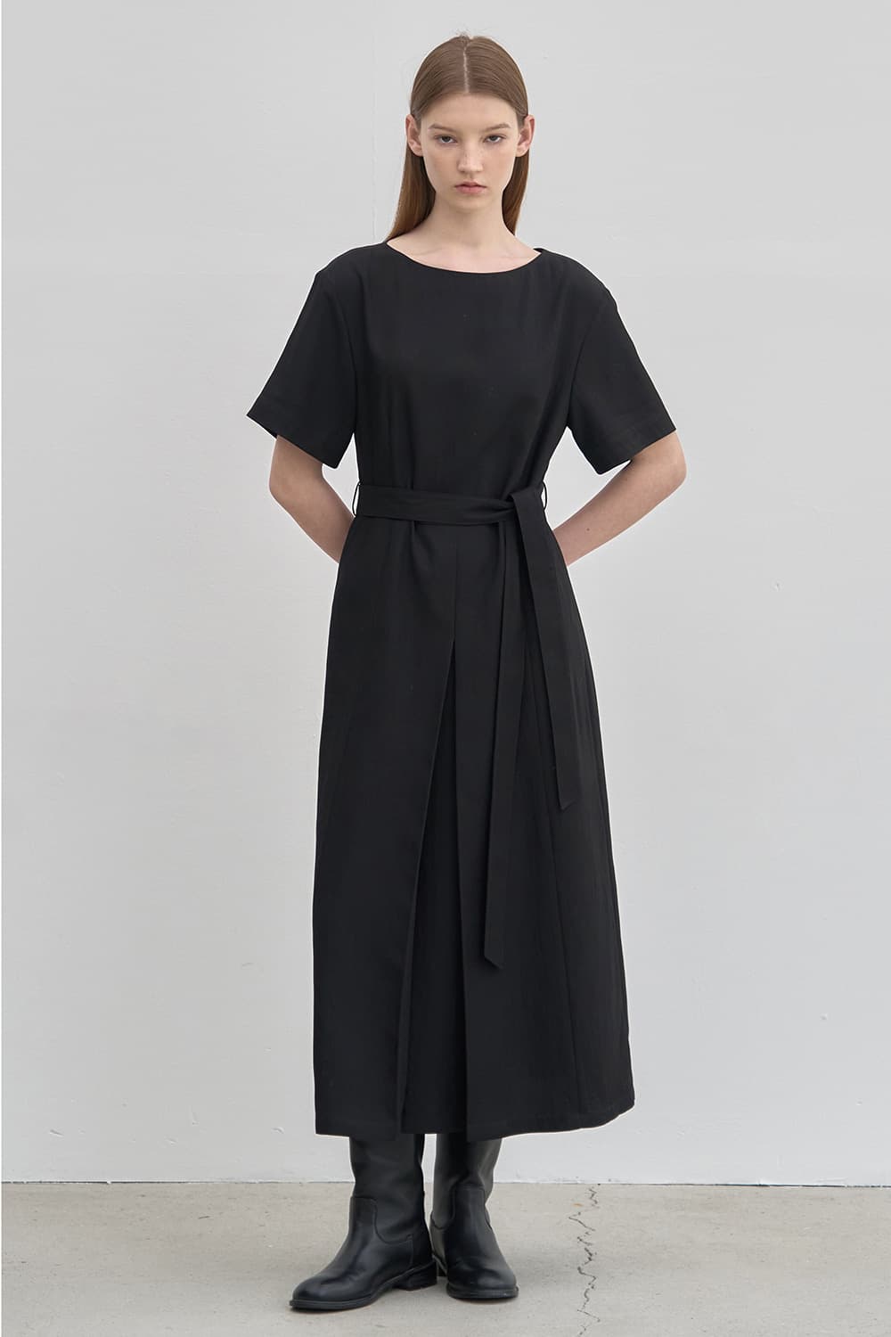 Pleats point ops Black [N6SOP02]