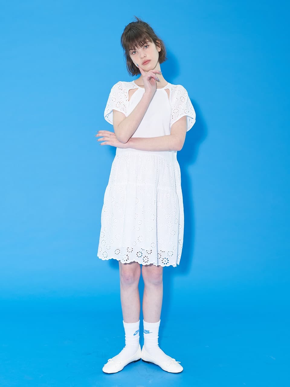 EYELET BACK RIBBON ONEPIECE (WHITE)