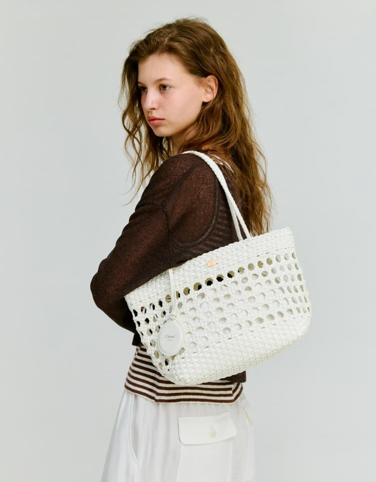 handcrafted weaving bag (shoulder) - white (M)