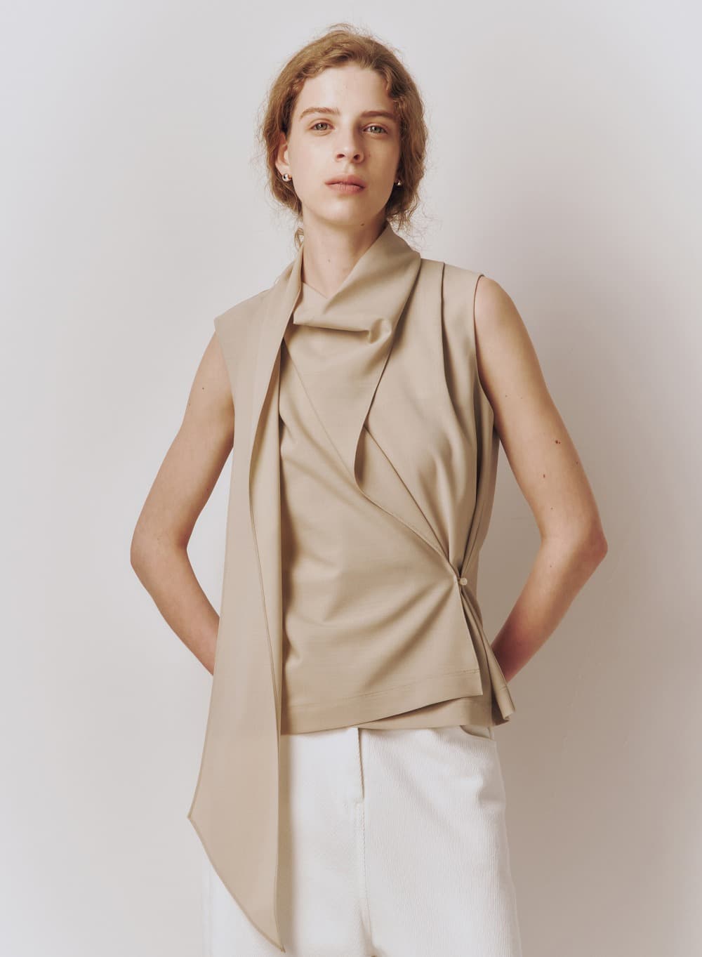 Daphne Top Sand