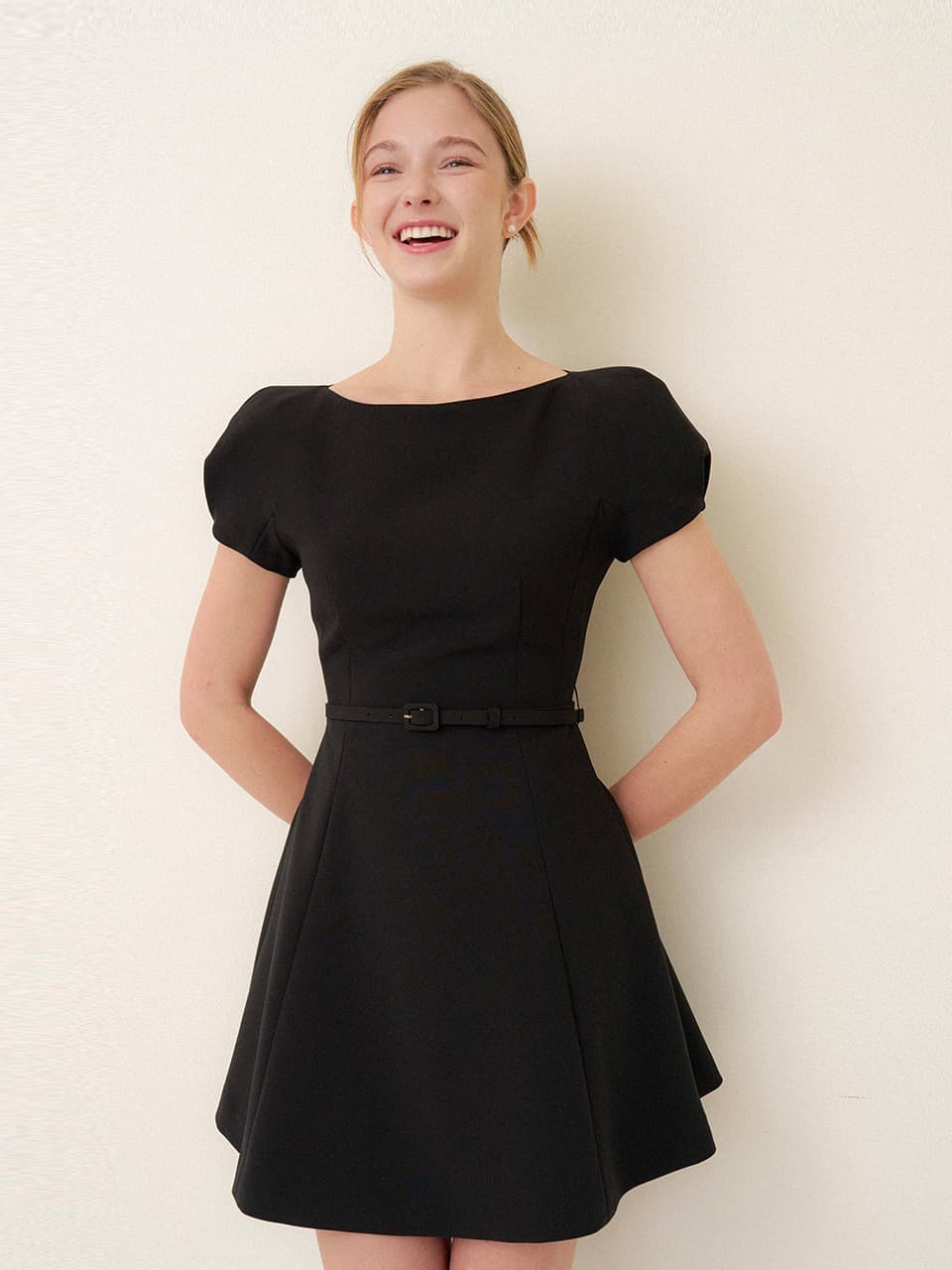 Cap-Sleeve Flare Mini Dress / Black(2color)