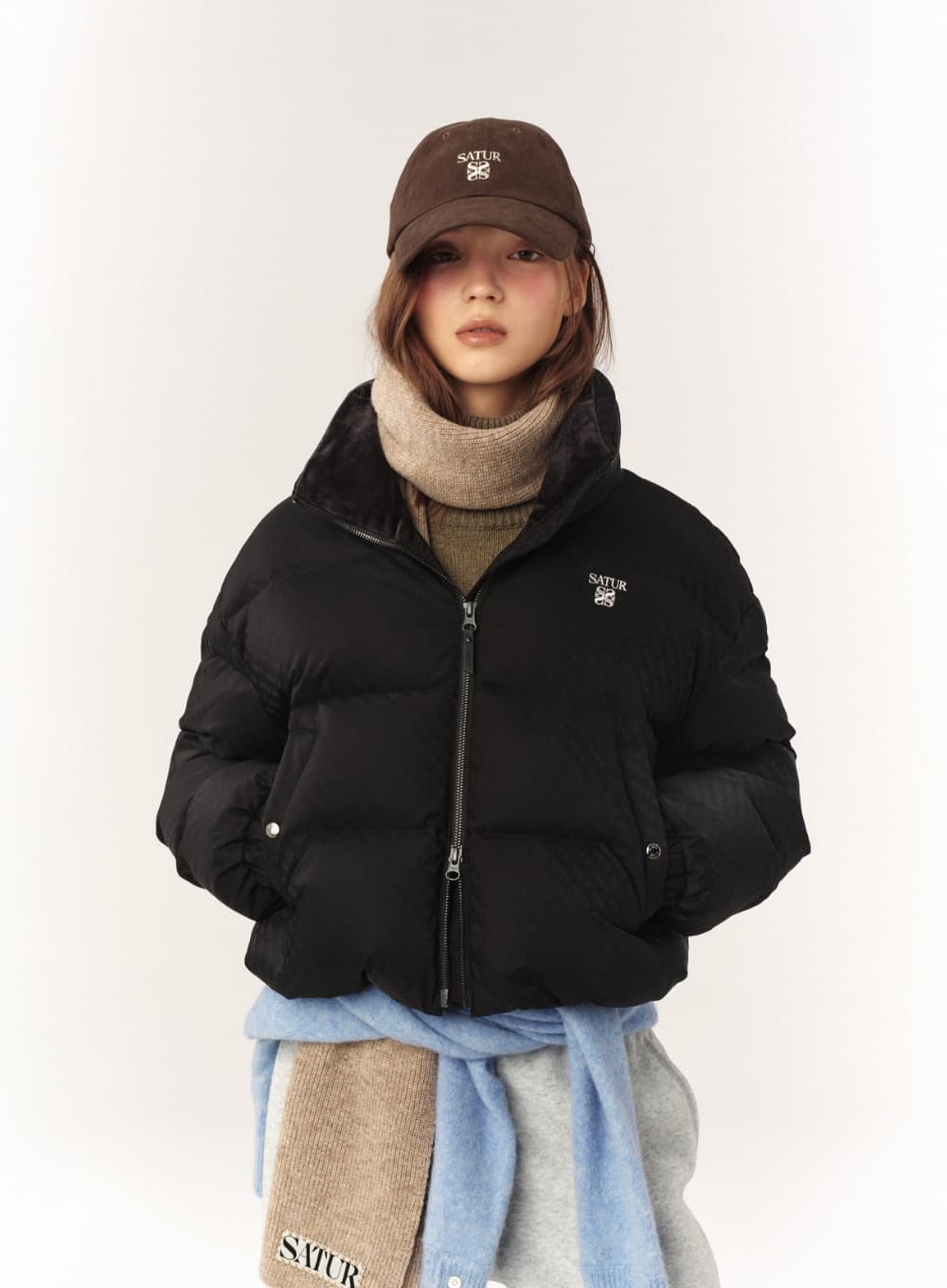 (W) Loren Jacquard Crop Duck Down Padding - Black