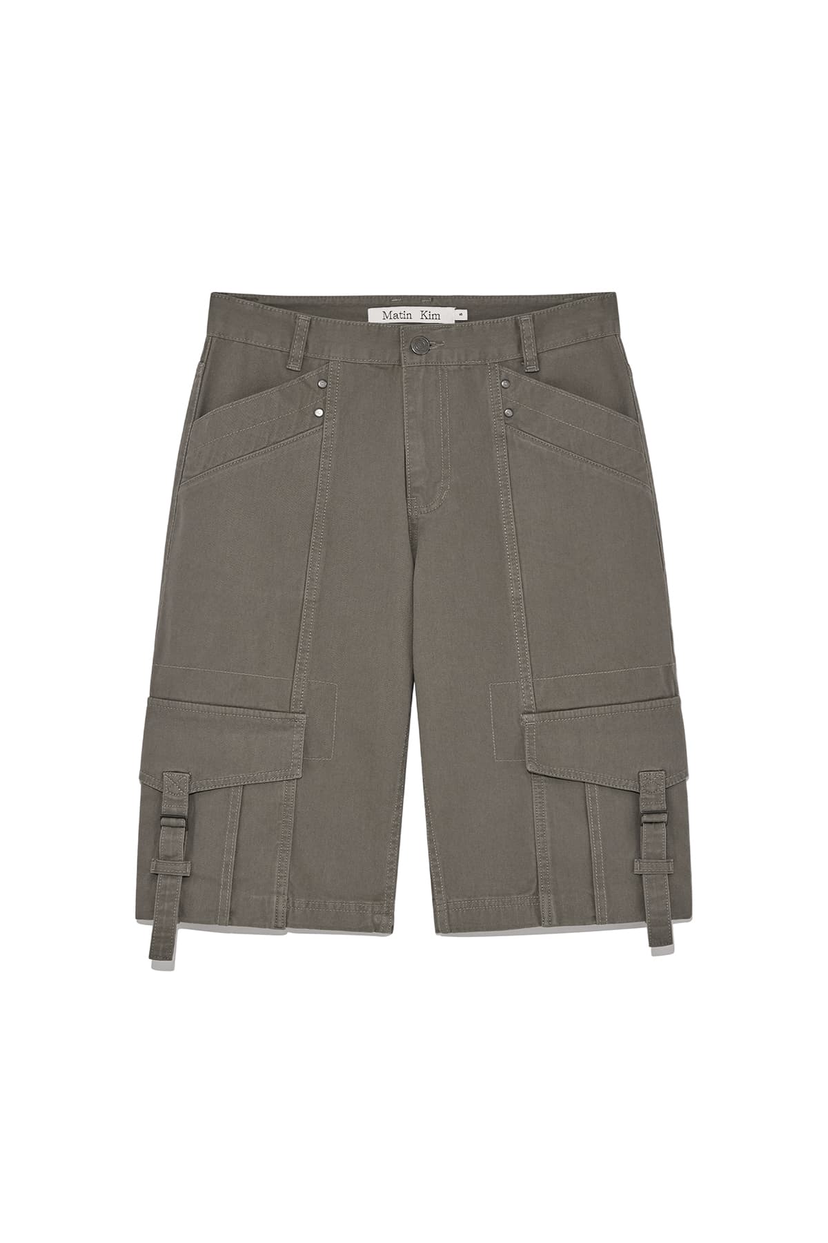 SEMI SLIMFIT BERMUDA PANTS IN KHAKI