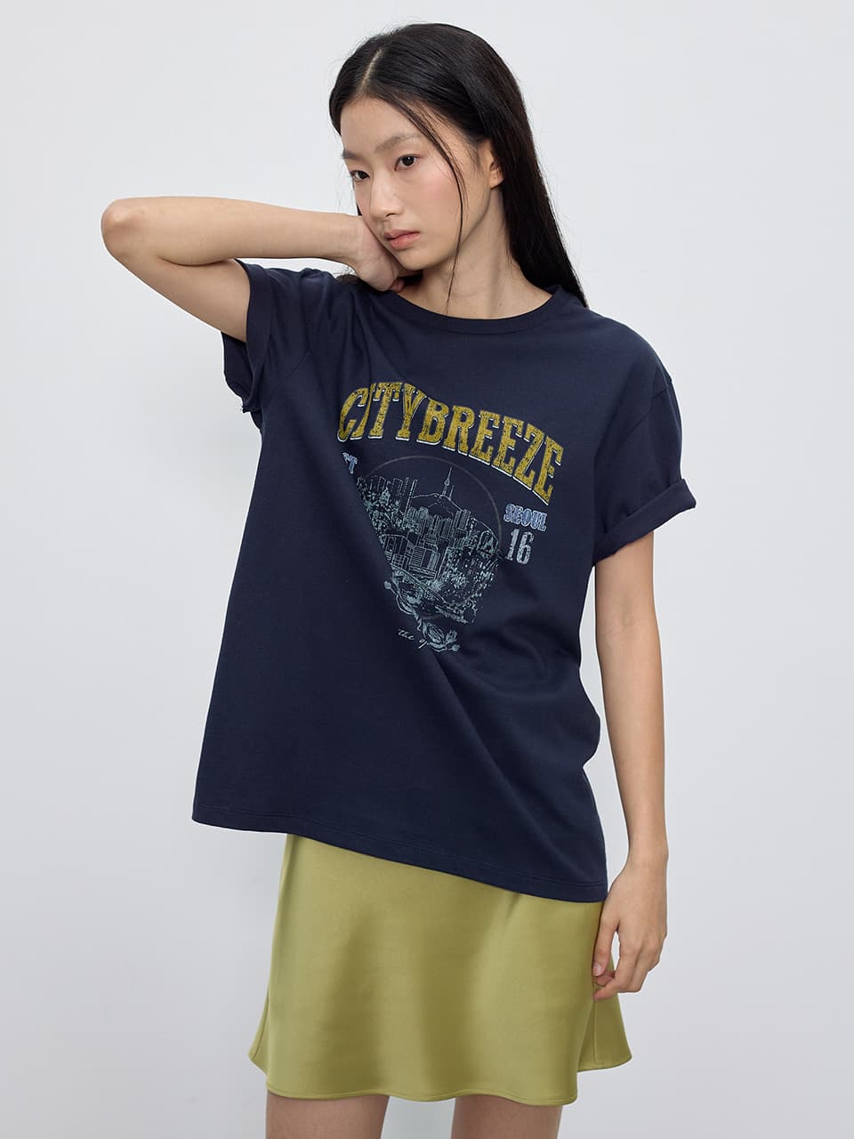 서울 빈티지 그래픽 루즈핏 반팔 티셔츠_2COLORS