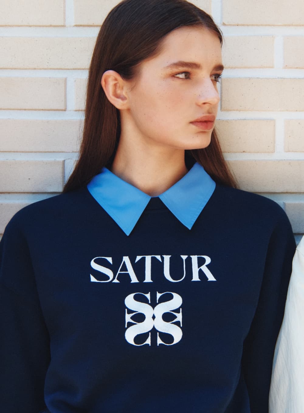 (W) Classic Logo Crop Sweatshirt - Navy