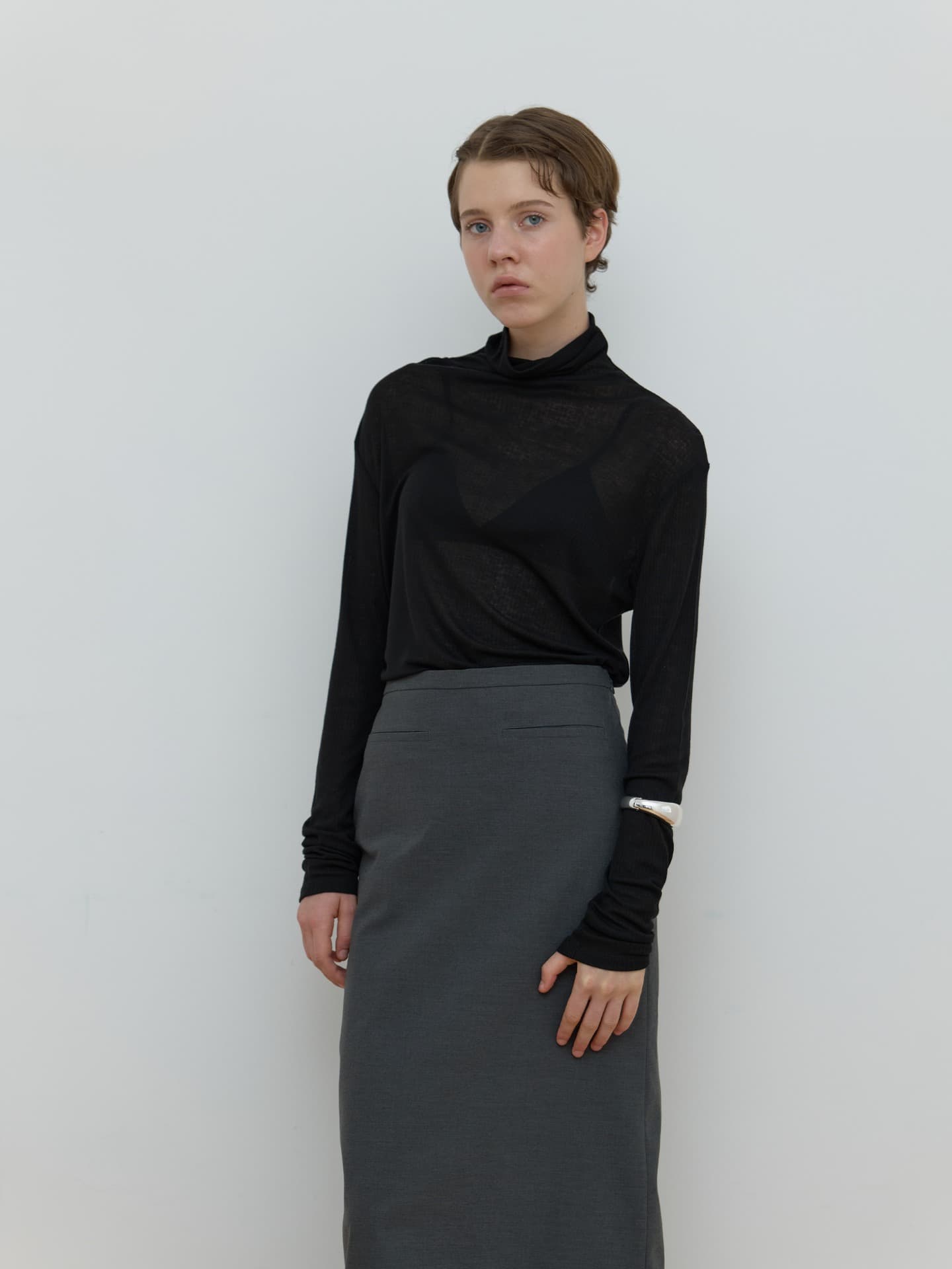 BASIC TURTLE NECK TOP_BLACK