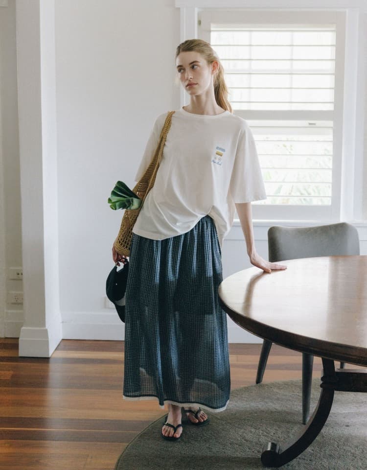 check shirring long skirt - navy
