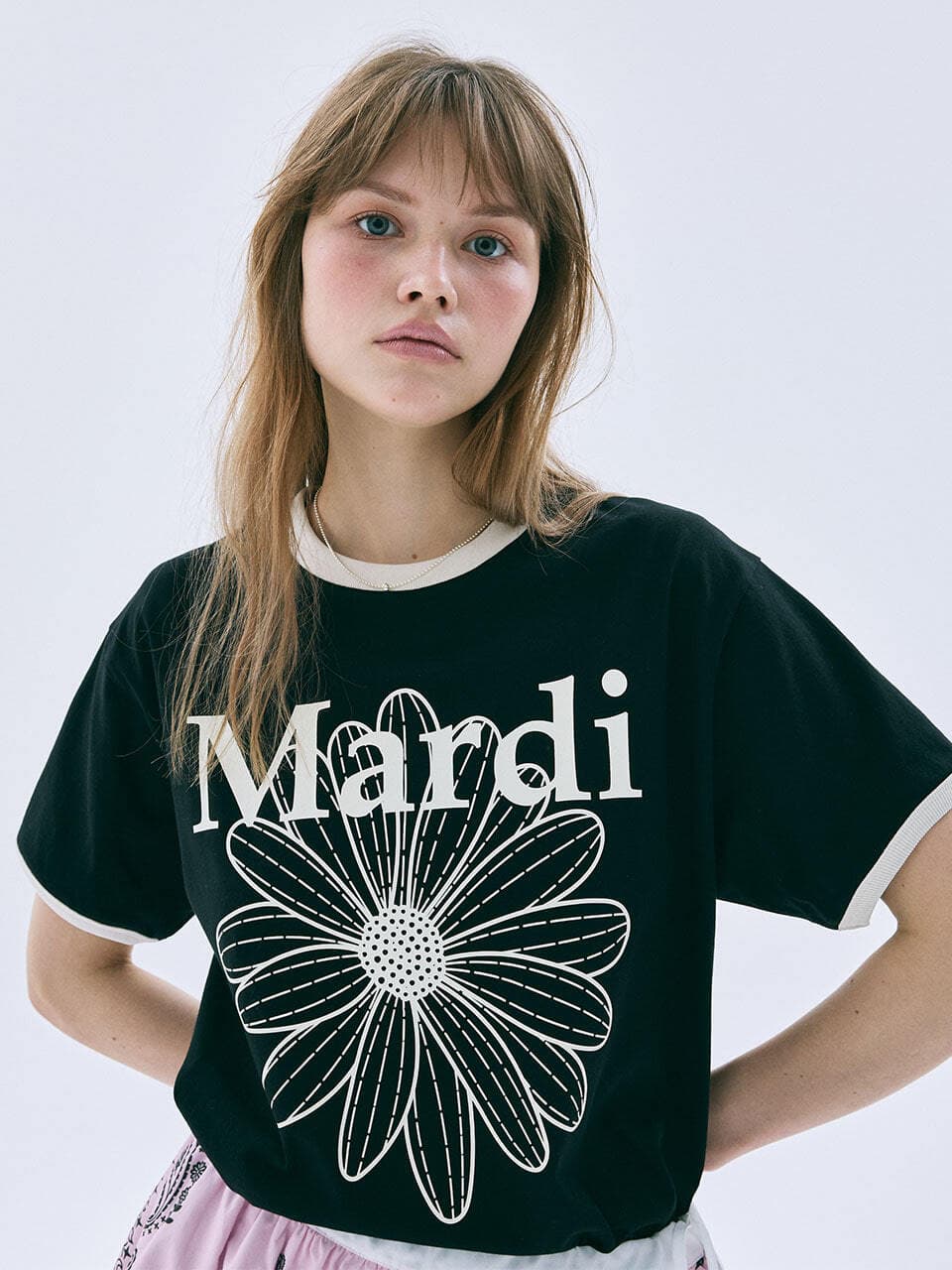 RINGER TSHIRT FLOWERMARDI_BLACK IVORY