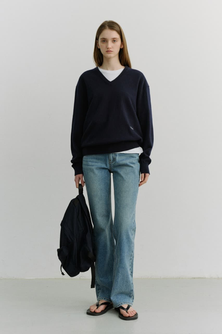ESSENTIAL SEMI BOOT-CUT JEANS BRUSHED BLUE_UDPA6A206B3