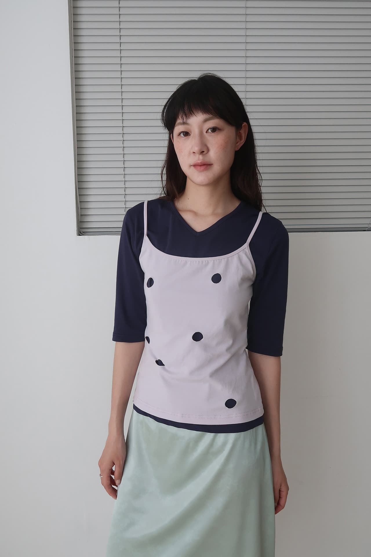 V-NECK MID SLEEVE T-SHIRT_NAVY