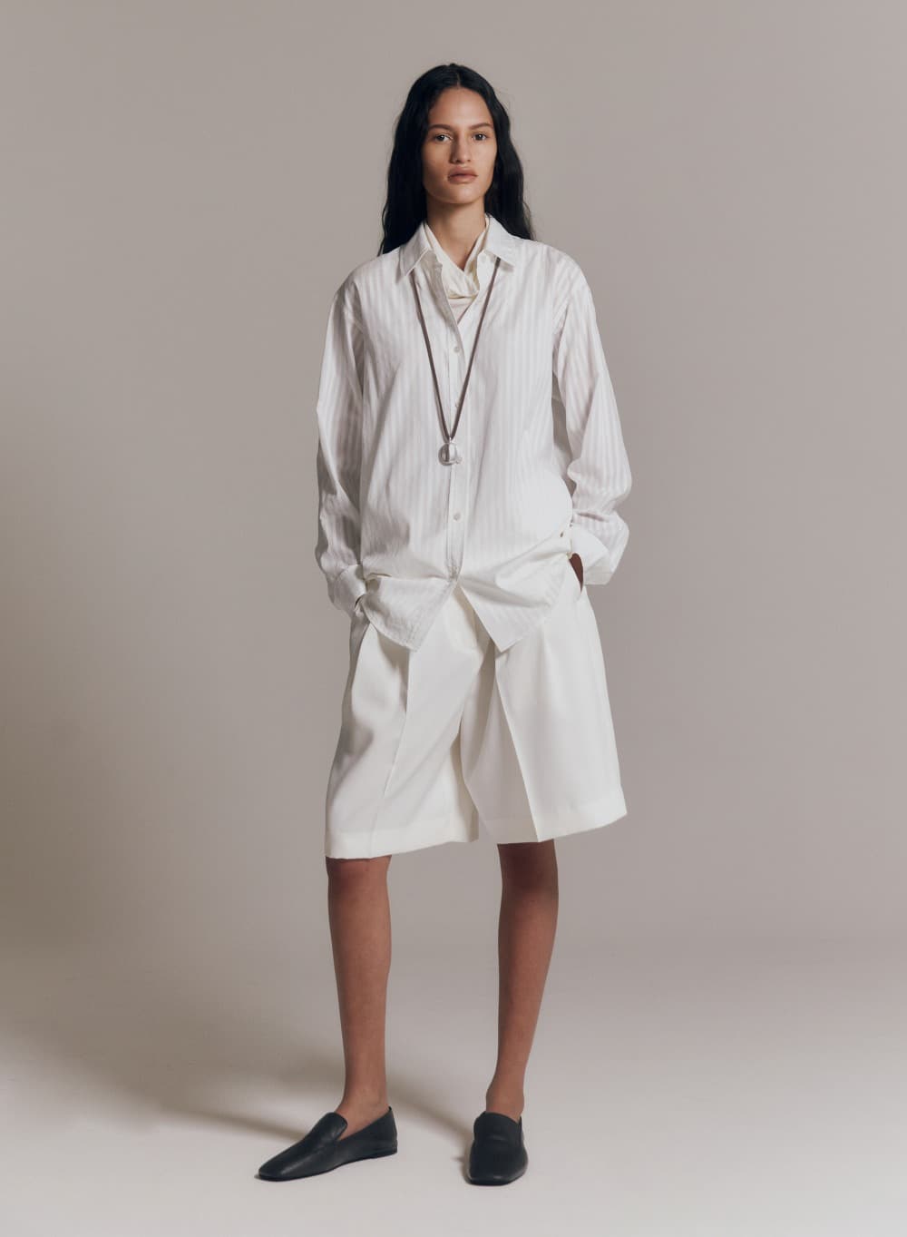 Kaia Half Pants White