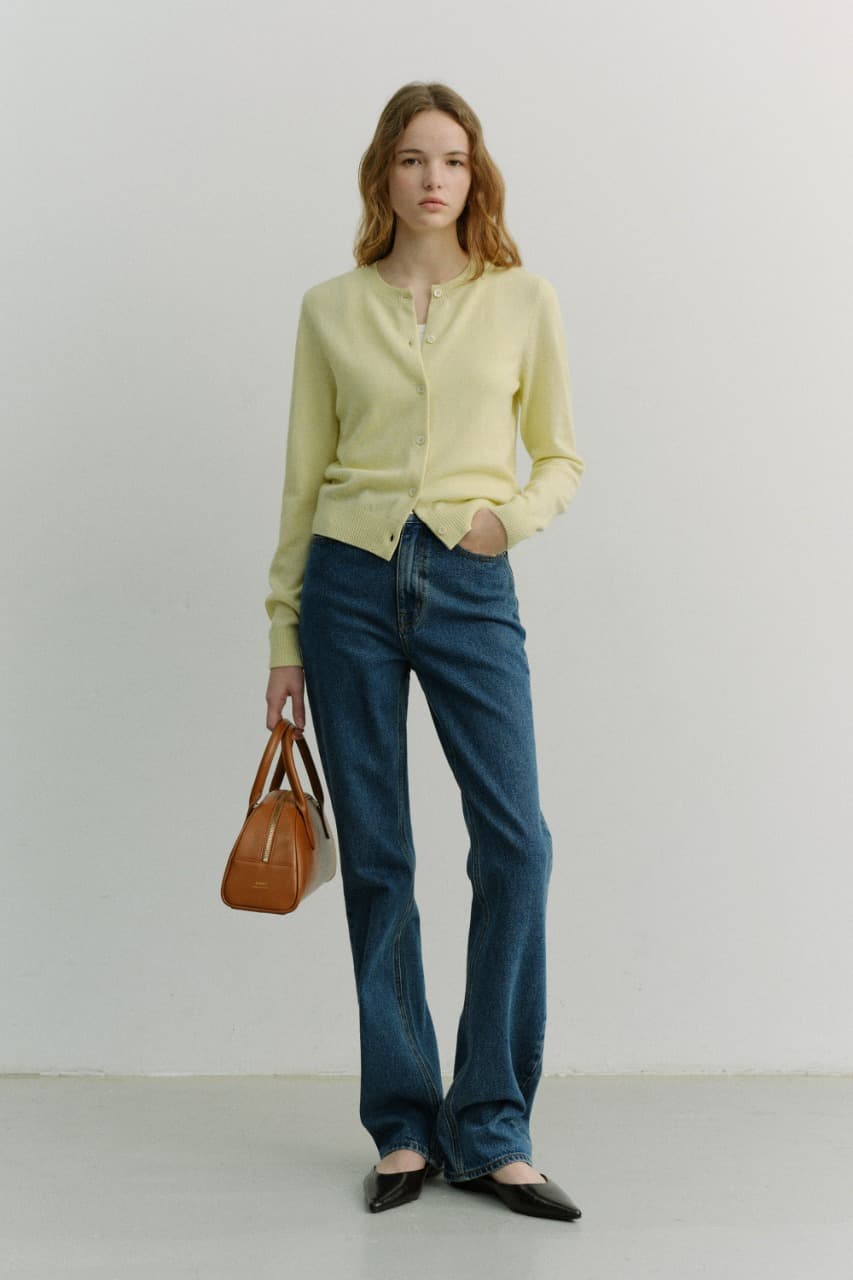 ESSENTIAL SEMI BOOT-CUT JEANS CLASSIC BLUE_UDPA6A206B2