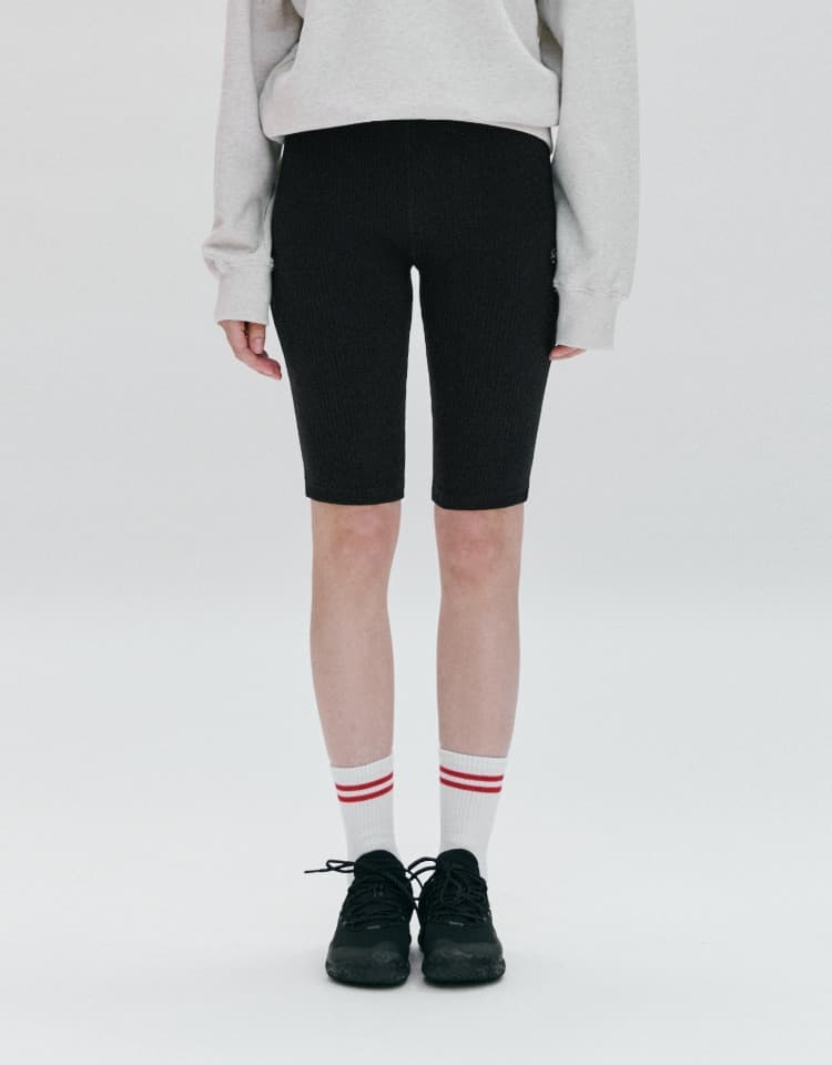 biker shorts - black