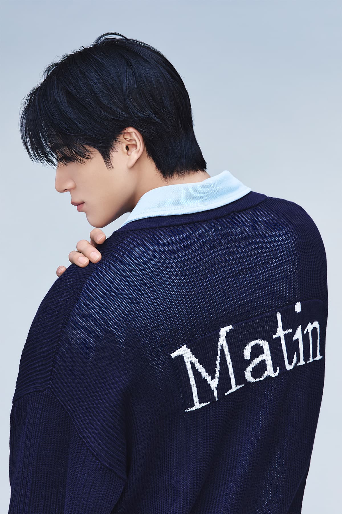 BACK LOGO JACQUARD MESH KNIT ZIP UP IN NAVY