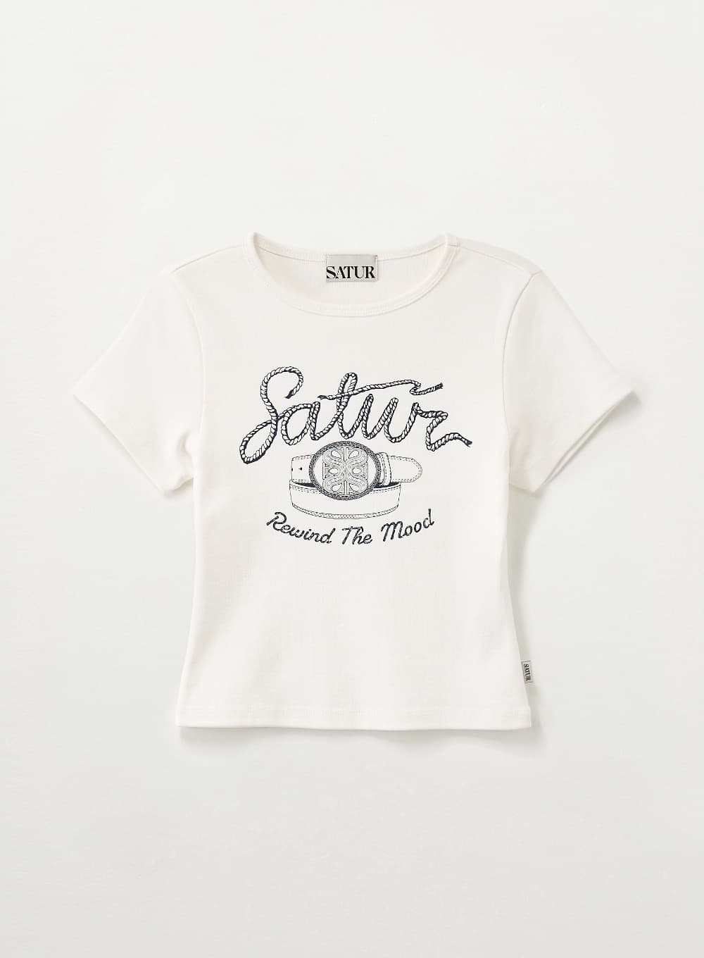 (W) Belt Graphic Slim Fit T-Shirt - White