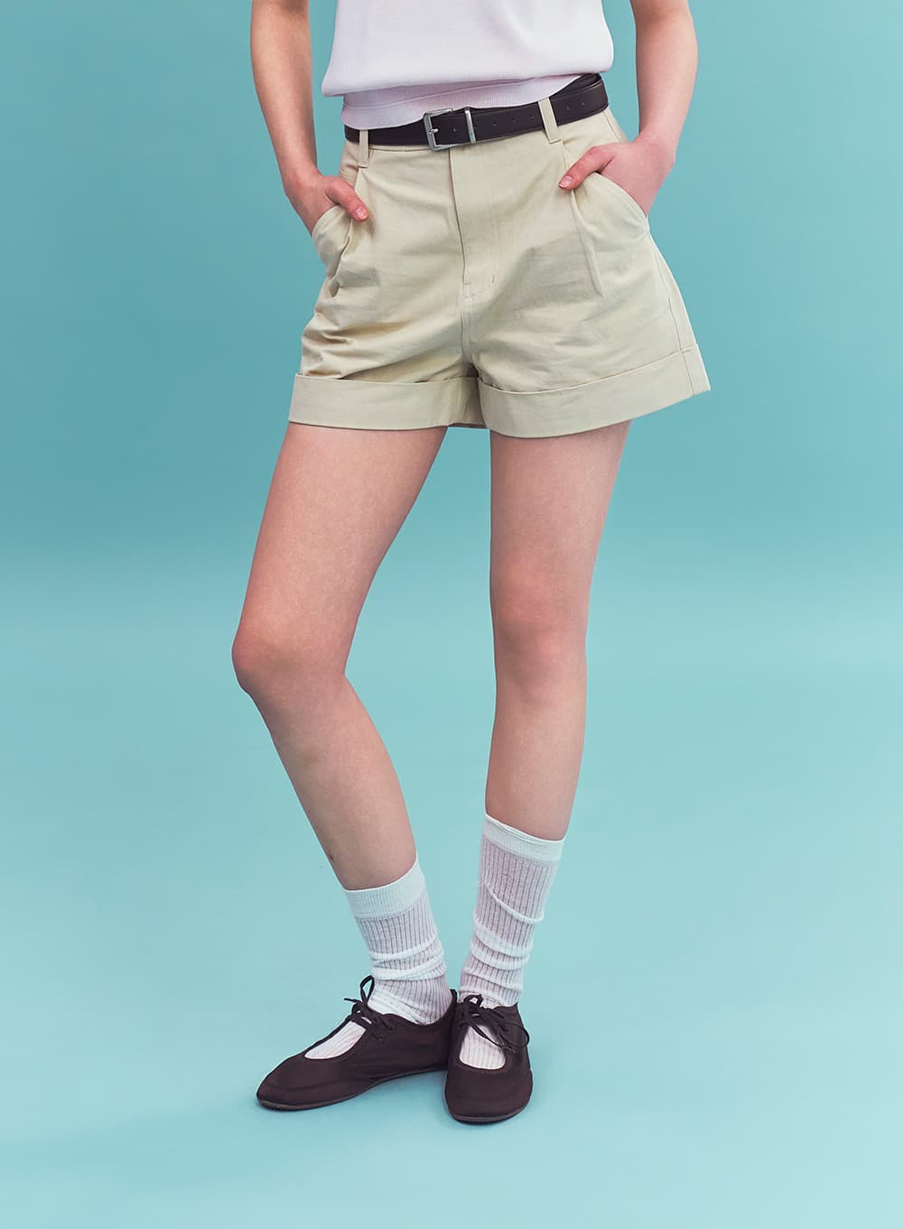 (W) Pocket Cotton Chino Shorts - Beige