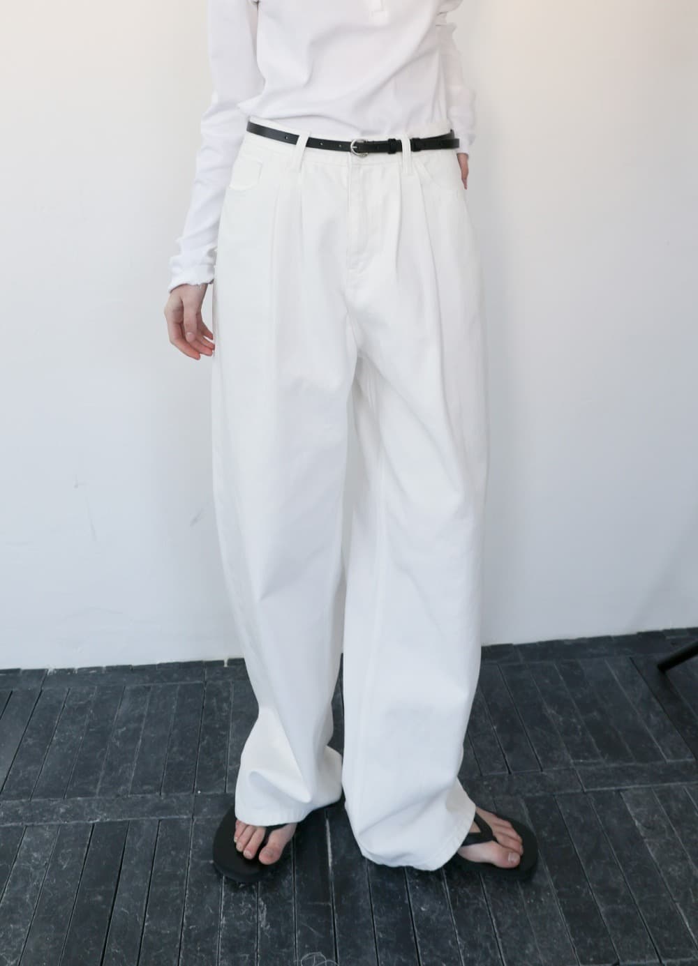 Overdyed Wide Denim - Off White